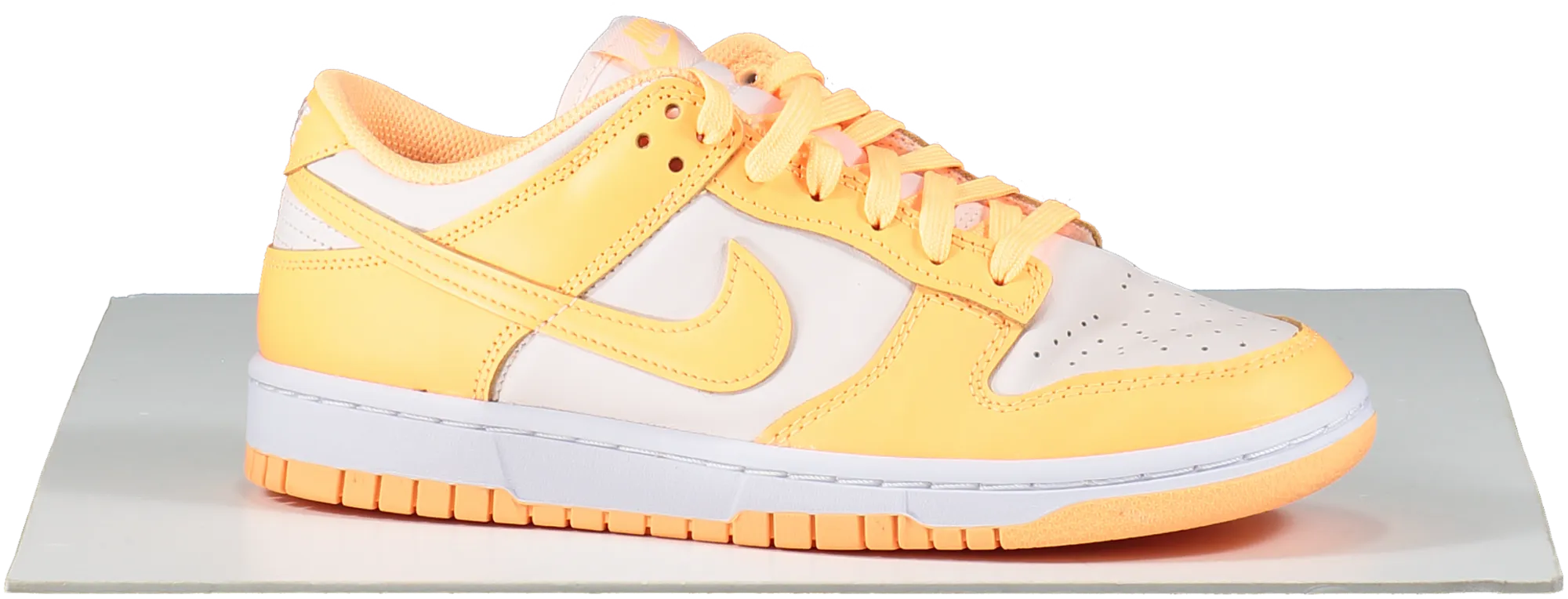 Nike Dunk Low Peach Cream Trainers UK 5.5 EU 38.5 