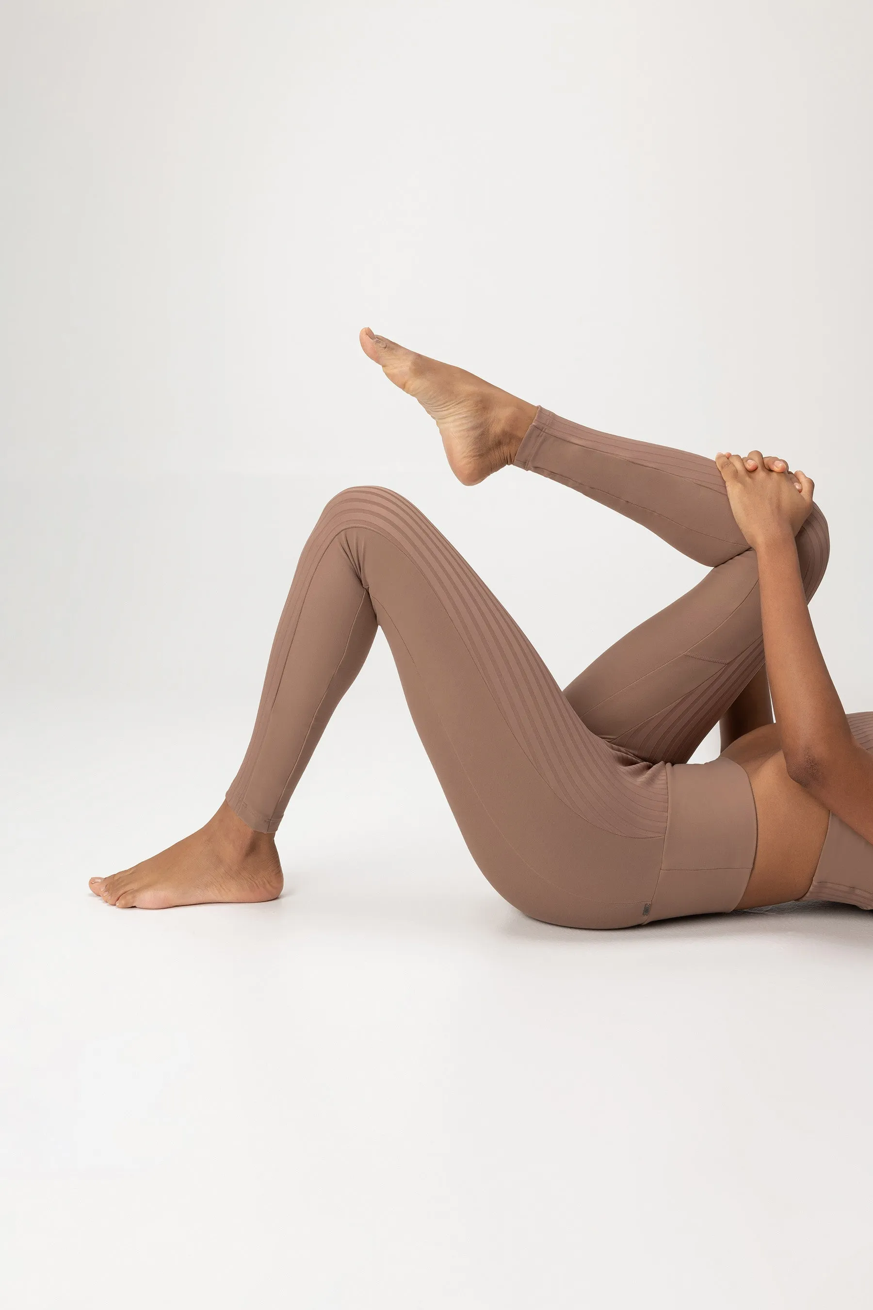 Step Fullness Stirrup Leggings